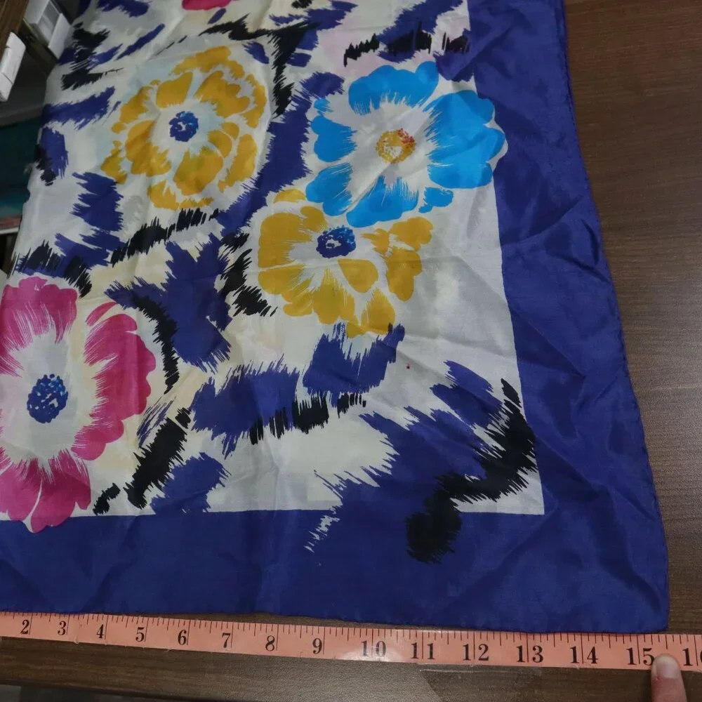 Vintage Silk Scarf Blue Bloomcore Boho Cottage Polished Colorful‎ Artsy Elegant